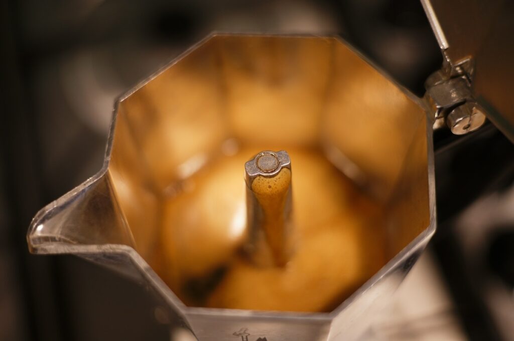 The Timeless Charm of Italian Coffee and the Moka Pot 1 rabin mukerjea kx7F6Q1wcnM unsplash